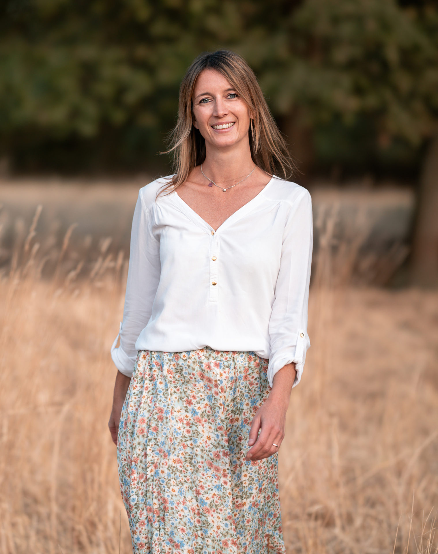 Julia Koops läuft übers Feld